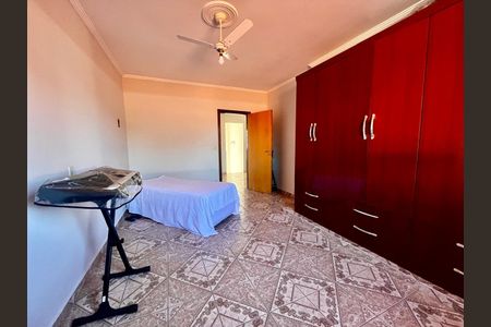 Casa para alugar com 196m², 3 quartos e 1 vagaQuarto 2