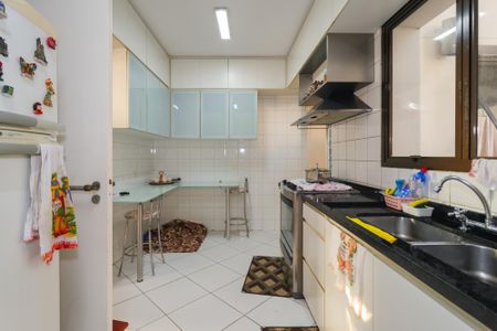 Apartamento à venda com 150m², 3 quartos e 3 vagasCozinha