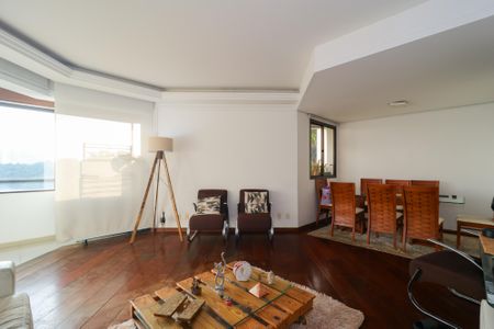 Apartamento à venda com 150m², 3 quartos e 3 vagasSala