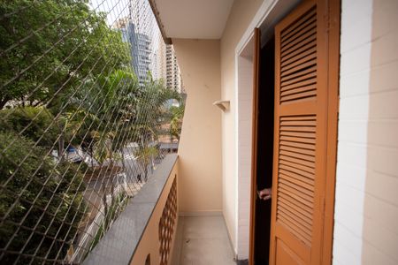 Apartamento à venda com 93m², 2 quartos e sem vagaVaranda  Quarto 2
