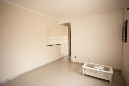 Apartamento à venda com 93m², 2 quartos e sem vagaSala