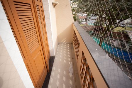 Apartamento à venda com 93m², 2 quartos e sem vagaVaranda  Quarto 2