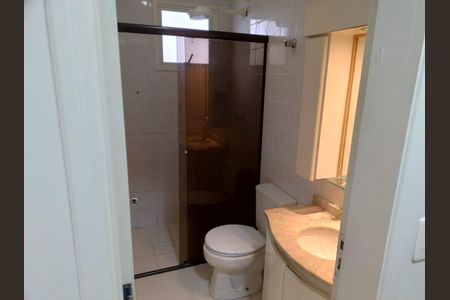 Apartamento à venda com 79m², 2 quartos e 2 vagasBanheiro