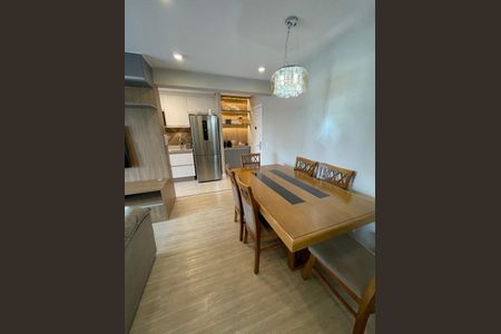 Apartamento à venda com 78m², 2 quartos e 1 vagaSala