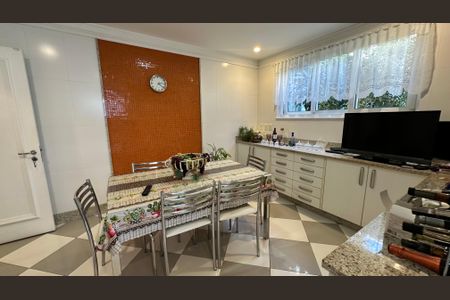 Casa à venda com 508m², 4 quartos e 5 vagasCozinha