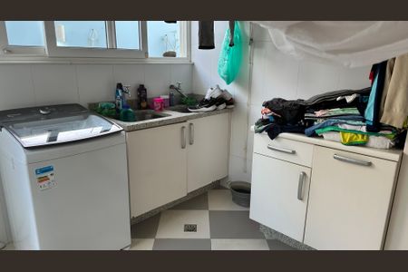 Casa à venda com 508m², 4 quartos e 5 vagasÁrea de Serviço