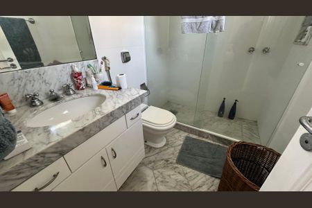 Casa à venda com 508m², 4 quartos e 5 vagasBanheiro da Suíte 3