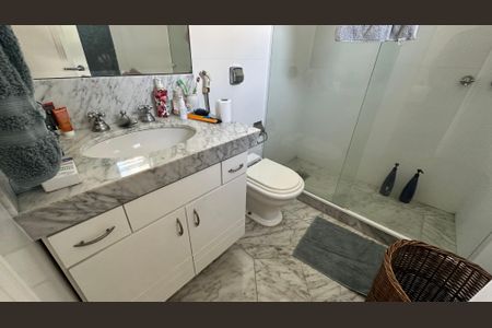 Casa à venda com 508m², 4 quartos e 5 vagasBanheiro da Suíte 3