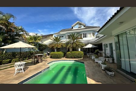 Casa à venda com 508m², 4 quartos e 5 vagasÁrea Externa