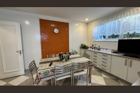 Casa à venda com 508m², 4 quartos e 5 vagasCozinha