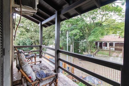 Casa para alugar com 350m², 4 quartos e 3 vagasSacada do Quarto 2