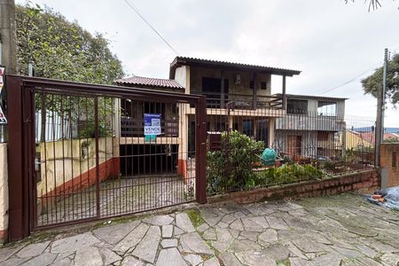 Casa para alugar com 350m², 4 quartos e 3 vagasFachada
