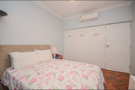 Apartamento à venda com 163m², 3 quartos e 1 vaga