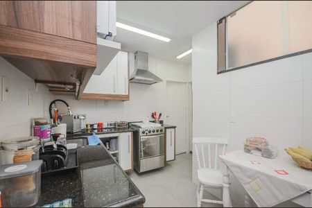 Apartamento à venda com 163m², 3 quartos e 1 vaga