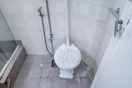 Apartamento para alugar com 70m², 3 quartos e sem vagaBanheiro 