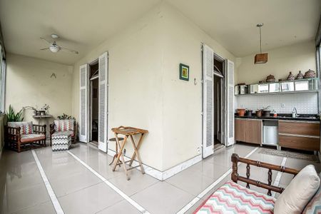 Apartamento à venda com 287m², 4 quartos e 1 vaga