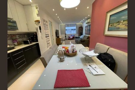 Apartamento à venda com 99m², 3 quartos e sem vaga