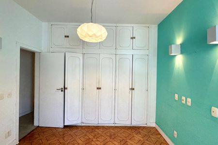 Apartamento à venda com 206m², 4 quartos e 1 vagaQuarto 2