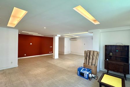 Apartamento à venda com 206m², 4 quartos e 1 vagaSala