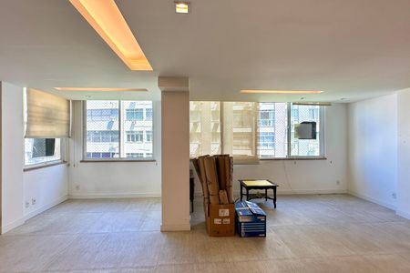 Apartamento à venda com 206m², 4 quartos e 1 vagaSala