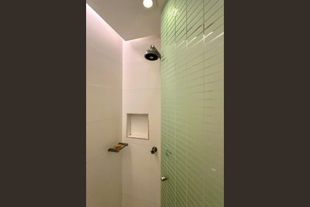 Apartamento à venda com 206m², 4 quartos e 1 vagaBanheiro 2