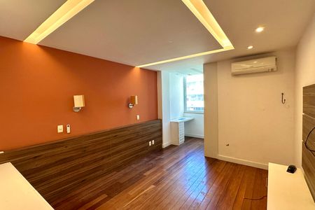 Apartamento à venda com 206m², 4 quartos e 1 vagaSuíte 1