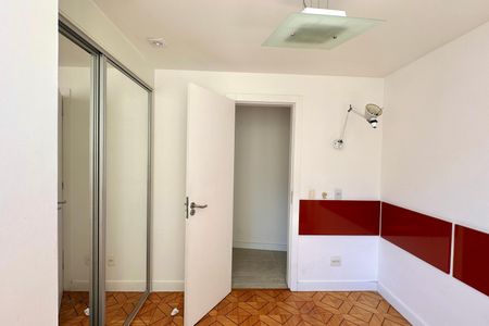 Apartamento à venda com 206m², 4 quartos e 1 vagaQuarto 1