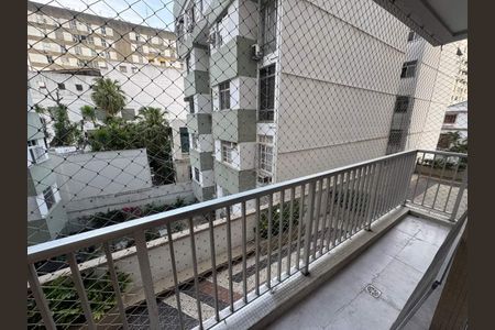 Apartamento à venda com 74m², 2 quartos e sem vaga