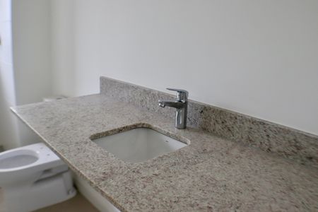 Apartamento à venda com 124m², 2 quartos e 2 vagasBanheiro da Suíte 1