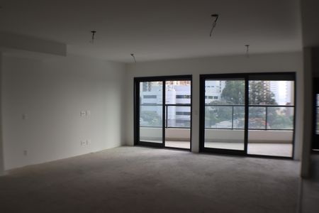 Apartamento à venda com 124m², 2 quartos e 2 vagasSala