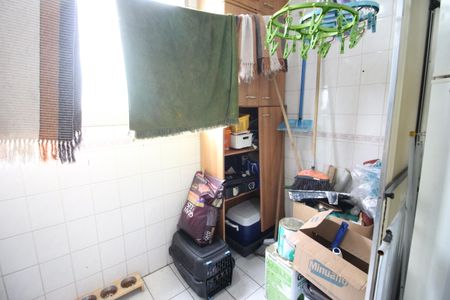 Apartamento à venda com 61m², 3 quartos e 1 vagaÁrea de Serviço