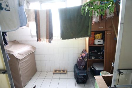 Apartamento à venda com 61m², 3 quartos e 1 vagaÁrea de Serviço