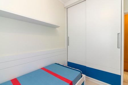 Apartamento à venda com 105m², 3 quartos e 2 vagasQuarto 