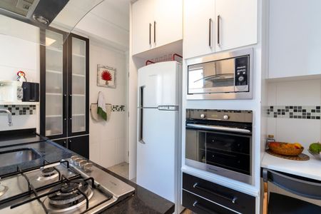 Apartamento à venda com 105m², 3 quartos e 2 vagasCozinha