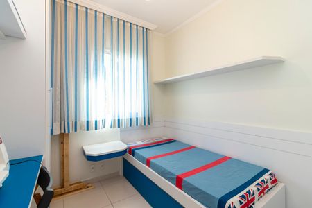 Apartamento à venda com 105m², 3 quartos e 2 vagasQuarto 