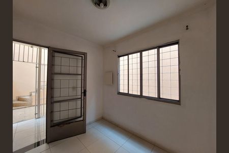 Casa para alugar com 170m², 3 quartos e 3 vagas Casa para alugar com 170m², 3 quartos e 3 vagasCopa