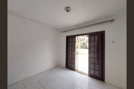 Casa para alugar com 170m², 3 quartos e 3 vagas Casa para alugar com 170m², 3 quartos e 3 vagasSuíte