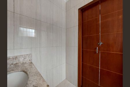 Casa para alugar com 170m², 3 quartos e 3 vagas Casa para alugar com 170m², 3 quartos e 3 vagasBanheiro da Suíte