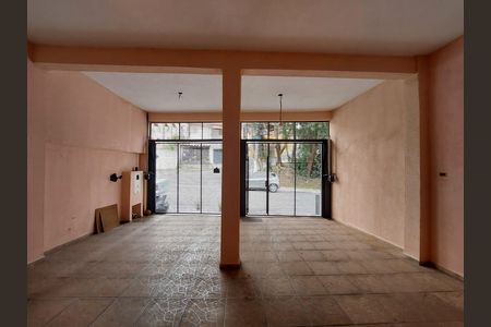 Casa para alugar com 170m², 3 quartos e 3 vagas Casa para alugar com 170m², 3 quartos e 3 vagasGaragem