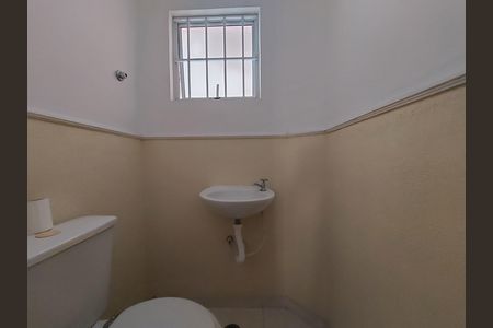 Casa para alugar com 170m², 3 quartos e 3 vagas Casa para alugar com 170m², 3 quartos e 3 vagasLavabo
