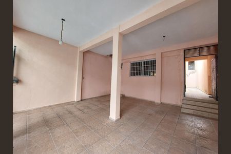 Casa para alugar com 170m², 3 quartos e 3 vagas Casa para alugar com 170m², 3 quartos e 3 vagasGaragem