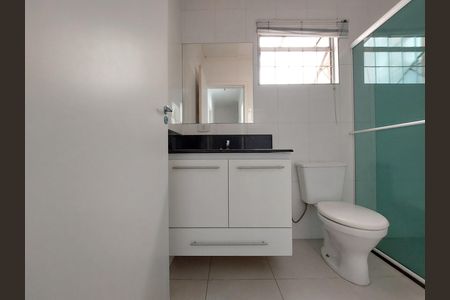 Casa para alugar com 170m², 3 quartos e 3 vagas Casa para alugar com 170m², 3 quartos e 3 vagasBanheiro