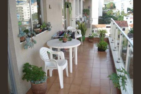 Apartamento à venda com 91m², 2 quartos e 1 vaga