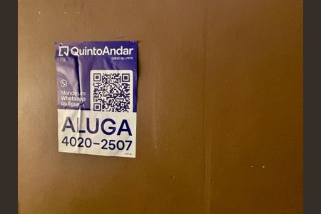 Casa à venda com 246m², 4 quartos e 3 vagas Casa à venda com 246m², 4 quartos e 3 vagasPlaca