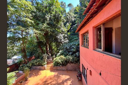 Casa à venda com 246m², 4 quartos e 3 vagas Casa à venda com 246m², 4 quartos e 3 vagasVista da Sala 2