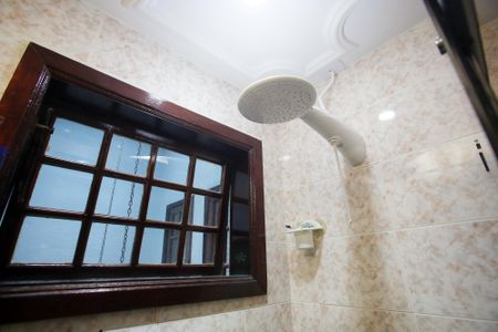 Casa de condomínio à venda com 439m², 6 quartos e 3 vagasBanheiro da Suíte 1