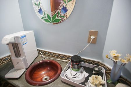 Casa de condomínio à venda com 439m², 6 quartos e 3 vagasLavabo da Sala de TV