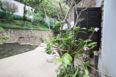 Casa de condomínio à venda com 439m², 6 quartos e 3 vagasÁrea comum