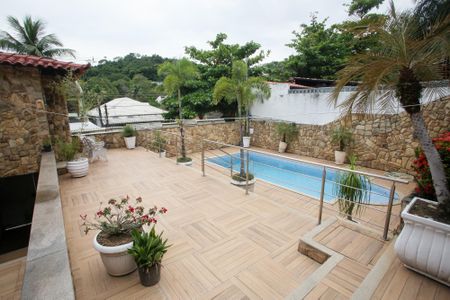 Casa de condomínio à venda com 439m², 6 quartos e 3 vagasÁrea comum