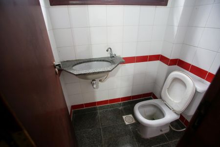 Casa de condomínio à venda com 439m², 6 quartos e 3 vagasBanheiro da Suíte 3